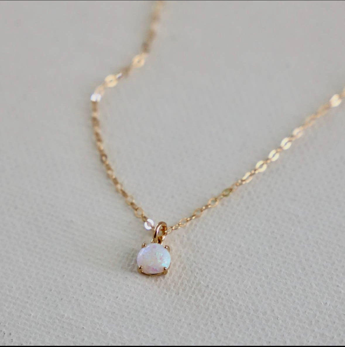 Opal Tropfen Halskette Gold