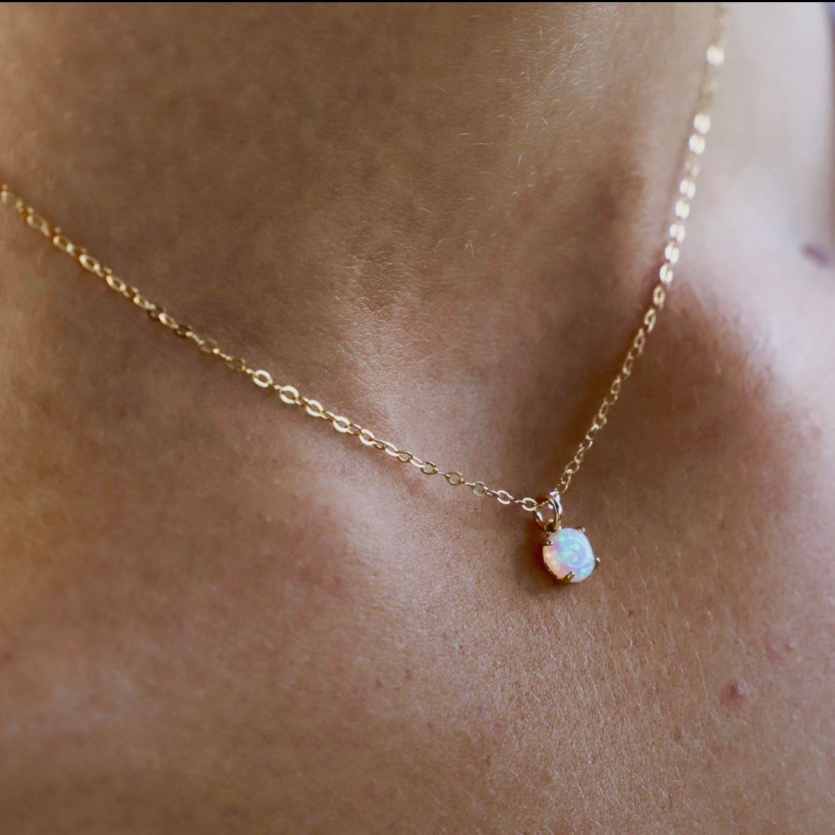 Opal Tropfen Halskette Gold